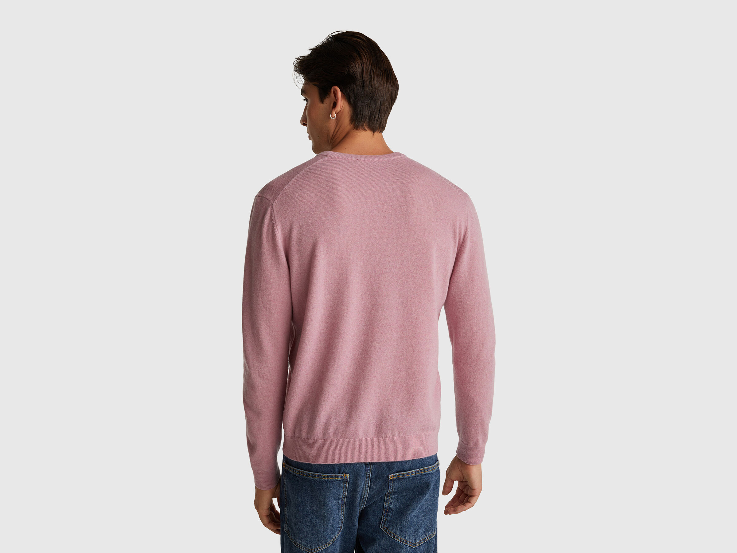 V NECK SWEATER L/S Men image number 2